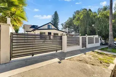 High Valley R, Los Angeles, CA 90027