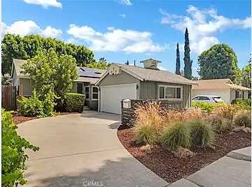Lindley Avenue And Oxnard Stree, Los Angeles, CA 90015
