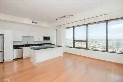 Marmio, Los Angeles, CA 90017