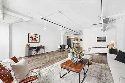 Mayvie, Los Angeles, CA 90031