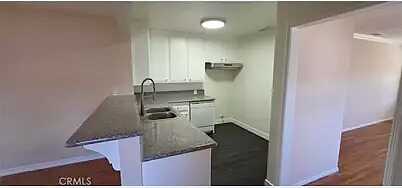 Mulholland D, Los Angeles, CA 90042