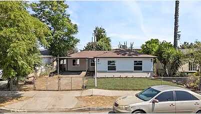 N Edinburgh Ave And Melrose Av, Los Angeles, CA 90032