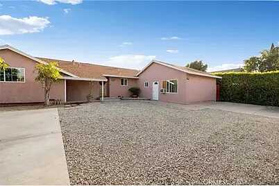 N Fuller Av, Los Angeles, CA 90062