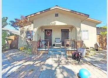Norton Av, Los Angeles, CA 90006