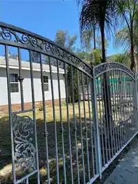 Riverside Dr. & Vineland Av, Los Angeles, CA 90019
