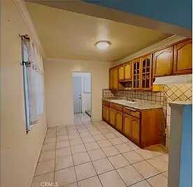 Tabor S, Los Angeles, CA 90032