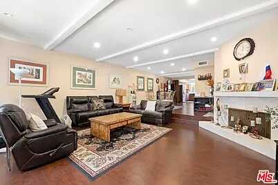 W 2Nd S, Los Angeles, CA 90026
