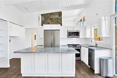 Washington, Venic, Los Angeles, CA 90044