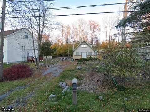 Country Place, TOBYHANNA, PA 18466