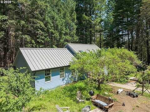 Shadywood, CAVE JUNCTION, OR 97523