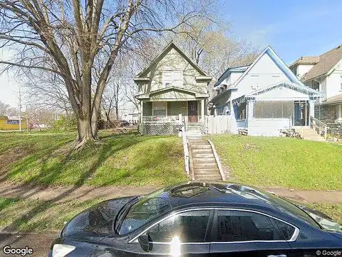 Spruce, KANSAS CITY, MO 64127