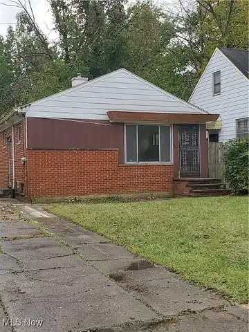 Lipton, CLEVELAND, OH 44128