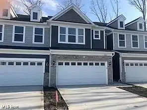 Ironwood Ct, Westlake, OH 44145