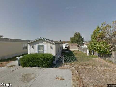 N Grape Drive #49, Moses Lake, WA 98837