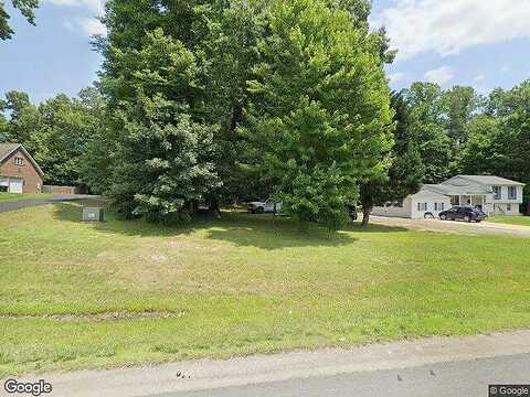Tayloe Dr Trailer 13, Manassas, VA 20112