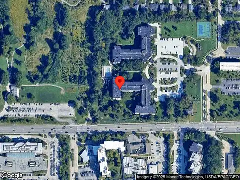 Acacia Park Dr, Lyndhurst, OH 44124