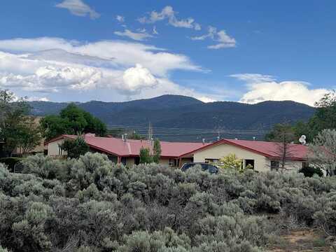 Gusdorf Rd, Taos, NM 87571