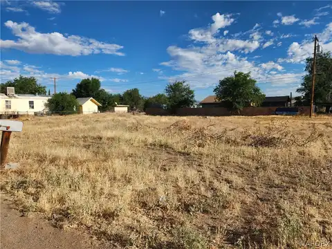 Neal, KINGMAN, AZ 86409