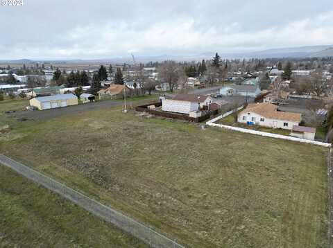 W Nesbitt St, Goldendale, WA 98620