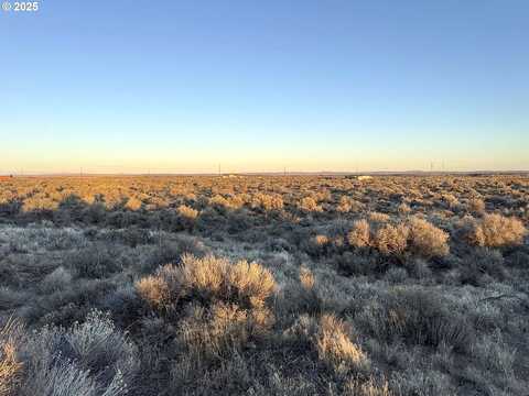 Fossil Lake Rd #L-3800, Christmas Valley, OR 97641