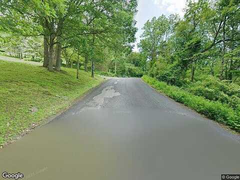 Pine Dr, East Stroudsburg, PA 18302