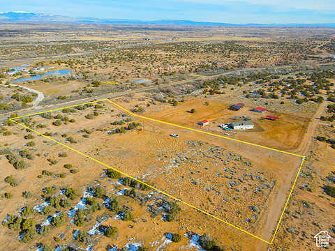 W Bluebell Rd, Roosevelt, UT 84066