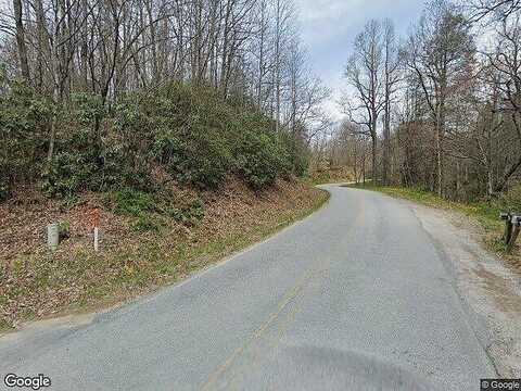 Natures Rose Ln, Hendersonville, NC 28792
