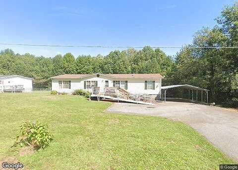 Jarrett Dr, Fieldale, VA 24089
