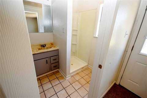 Daniel Moore, PORTLAND, TX 78374