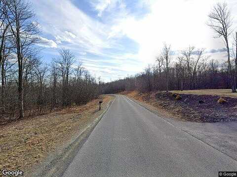 Summit Woods Rd, Moscow, PA 18444