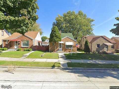 16Th, MILWAUKEE, WI 53221
