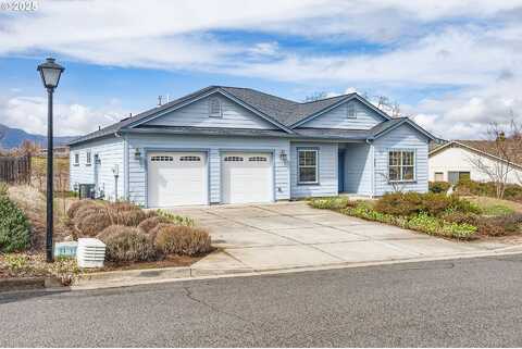 Oak Knoll, ASHLAND, OR 97520