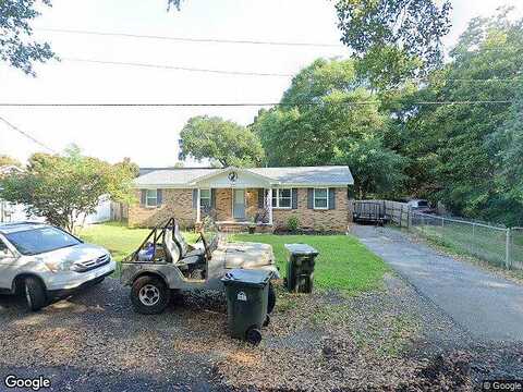 Selina, PENSACOLA, FL 32503