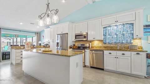Glades, PANAMA CITY BEACH, FL 32407