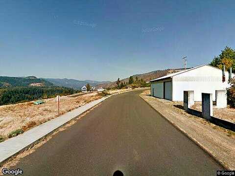 Sterling Blvd, White Salmon, WA 98672
