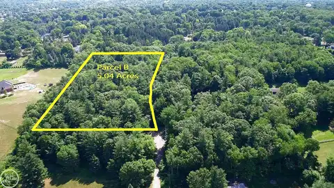 Pine Knoll Dr, Romeo, MI 48065