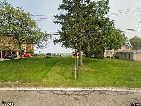 Lakeshore Drive, Harrison, MI 48045