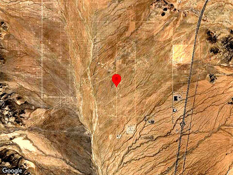 W Geronimo Dr, Golden Valley, AZ 86413