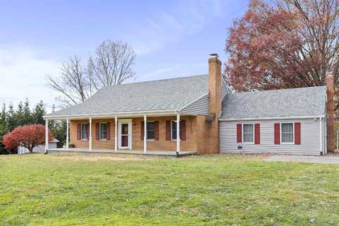 Courtland, EDINBURG, VA 22824