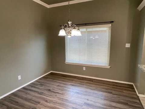 86Th, LUBBOCK, TX 79424