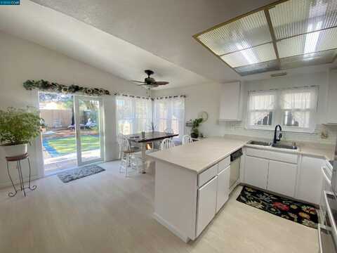 Catalpa, VACAVILLE, CA 95687