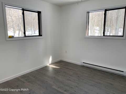 Ryans, TOBYHANNA, PA 18466