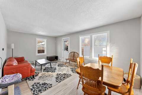 Xenia, MINNEAPOLIS, MN 55422