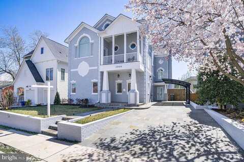 1St, ARLINGTON, VA 22201