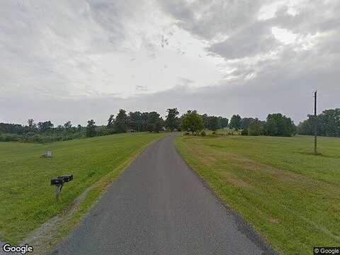 Hummingbird Ln, South Boston, VA 24592
