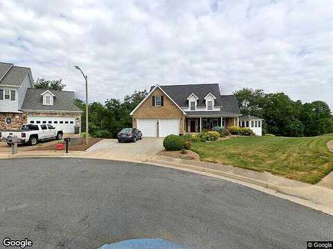 Tee, NEW MARKET, VA 22844