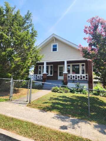 14Th, ROANOKE, VA 24017