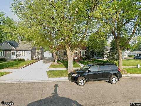 Center, NORTH MANKATO, MN 56003