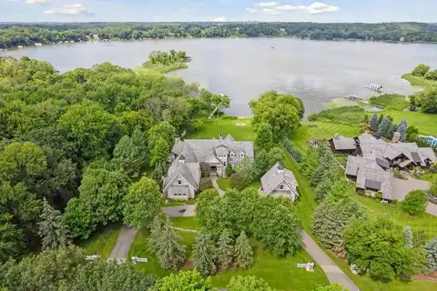 Oxford, LONG LAKE, MN 55356