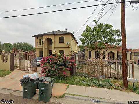 Plum, LAREDO, TX 78043